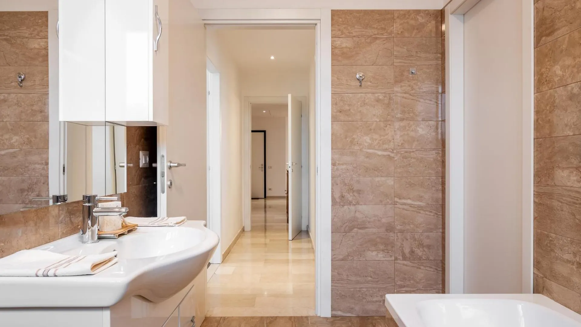 Agata Flexyrent Apartment Milan