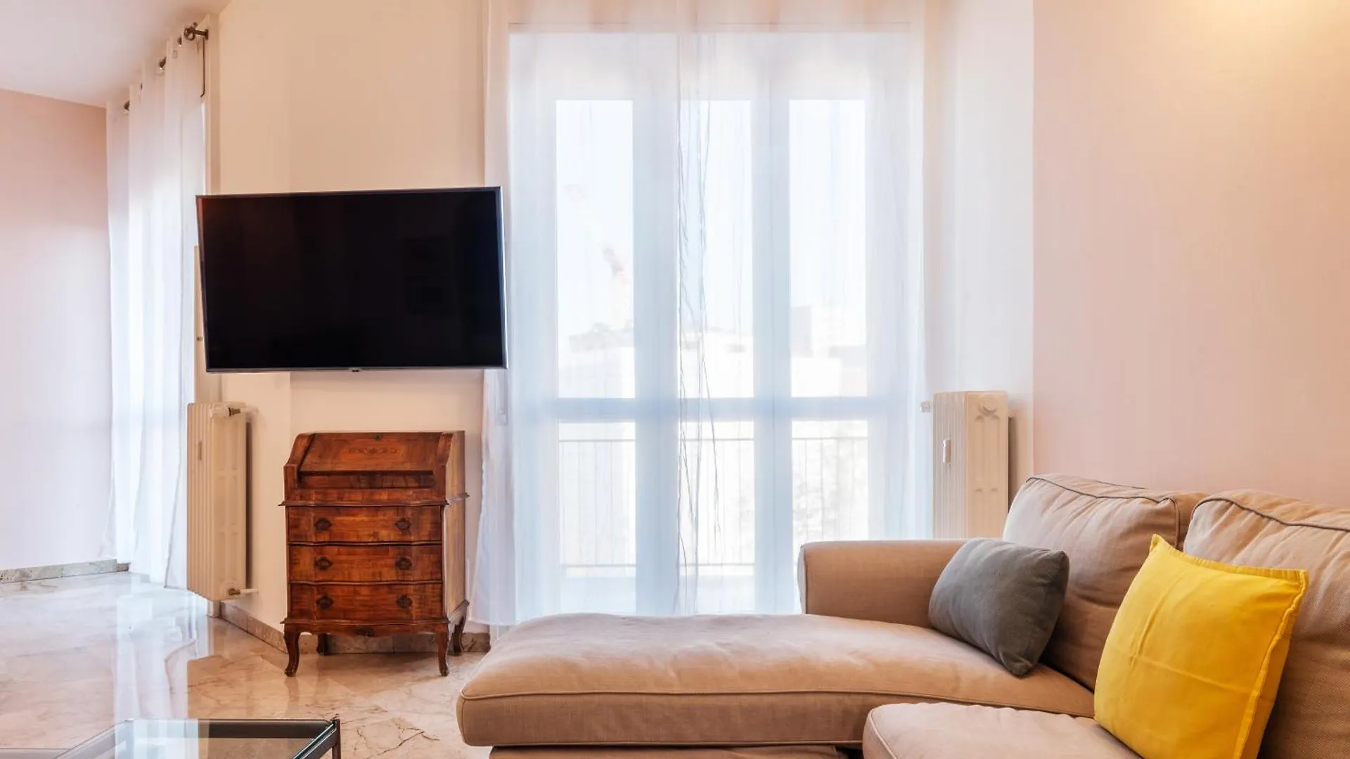 Agata Flexyrent Apartment Milan Italy